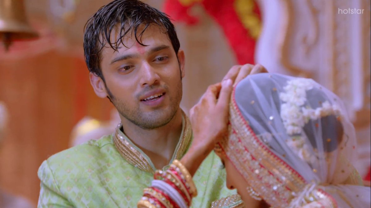  #KasautiiZindagiiKay Scene 17: Finally with the blessings of their families n after completing the rituals of marriage  #AnuragBasu filled Pre's maang with sindoor! A very emotional moment for the soulmates coz after a decade their dream has come true!  #ParthSamthaan
