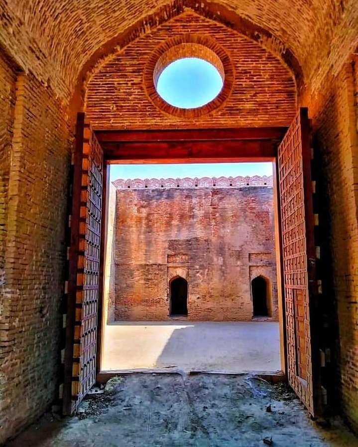 Many forts had a barbican which is a walled courtyard before the main entrance to make the defense of the main gate stronger.In this way enemy had to pass through 2 gates.