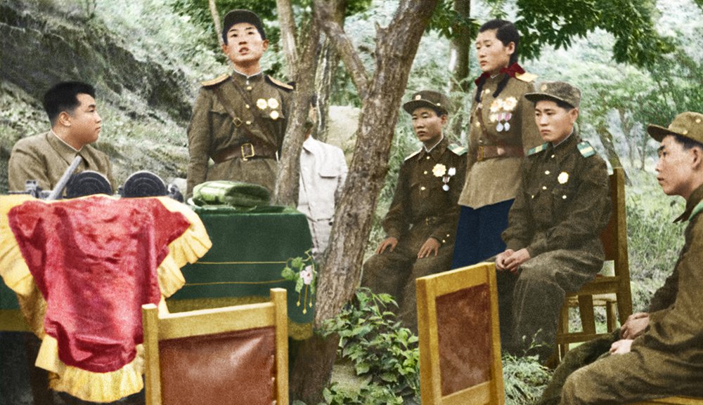 Meeting of active members of divisional Party committees of the Korean People’s Army was held to implement the tasks advanced at the Third Plenary Meeting of the WPK Central Committee - Kim Il Sung has talks with Heroes of the Republic and model combatants. [June Juche 40 (1951)]