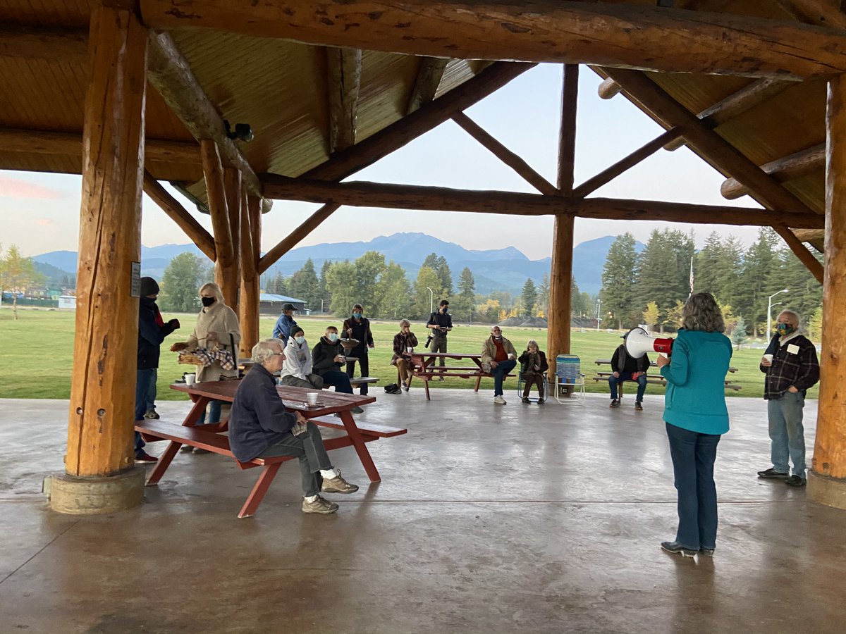 WilliamsForMT's tweet photo. What a way to start a morning! Thank you Libby! #SolutionsTour #mtal #mtpol https://t.co/ZrVhiMyNap