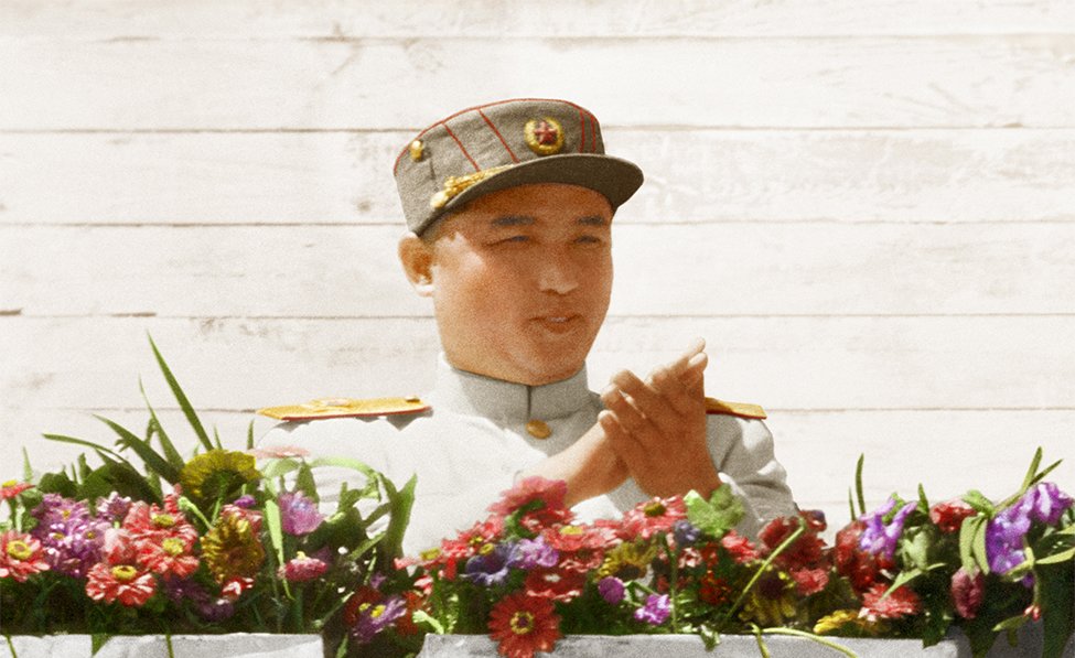 Students study to their heart’s content even in the wartime conditions - Kim Il Sung on the rostrum of the military parade of the KPA held in celebration of the eighth anniversary of Korea’s liberation[August Juche 42 (1953)]