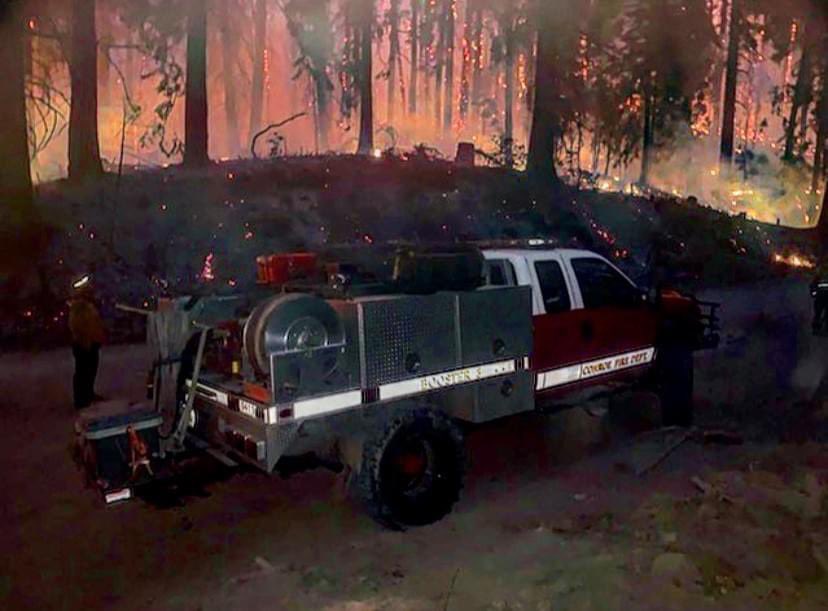 ConroeFire's tweet photo. CFD FF’s assigned to The Creek fire are rotating back up the mountain today.  Our FF’s are working 24 hour shifts on the fire line every other day.  The 24 hour rest period is to rehab and repair/clean apparatus and tools.  #CalFire #ConroeFire #ConroeTx #Californiawildfires2020 https://t.co/vIvm3kTPh9