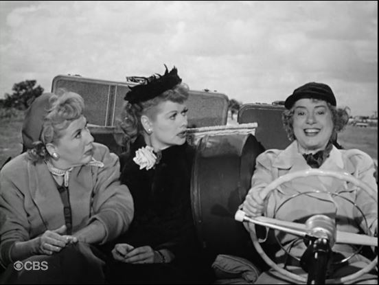 soaptuning's tweet photo. @TinseltownTwins Mrs. Grundy in one of my favourite #ILoveLucy ❤episodes! #HATCHET 😳 #OffToFlorida https://t.co/QZKiO7mnRl