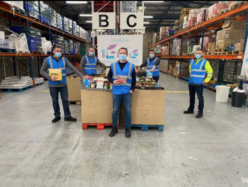 FoodCloud's tweet photo. It was wonderful to welcome the Regional Directors from @lidl_ireland & @lidl_ni to our Hub to help us sort through their #FoodForIreland donations and announce an additional generous donation of €50,000 worth of essential food items https://t.co/jXKqfye0L4.
#Feedingkindness https://t.co/QLZohIO26l