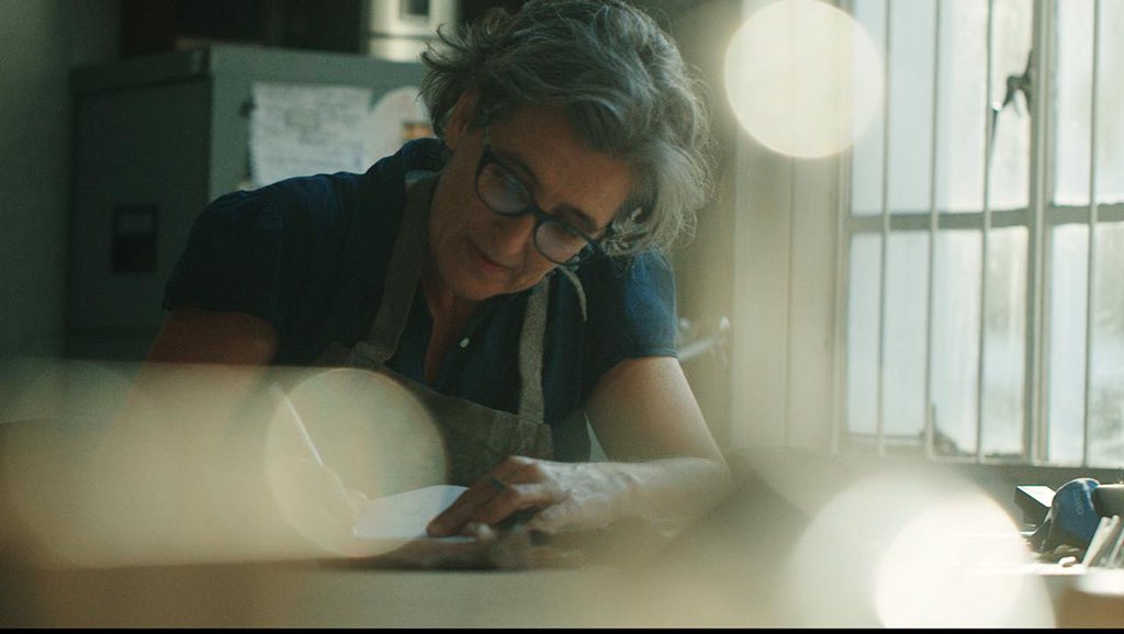 ashleyjbenn's tweet photo. 4 months ago I got retrenched and our agency closed. 

3 months ago I started @roomstudio_

Now I’m creating documentary films for Anglo American. 

You can do anything you put your mind to if you you’re willing to work towards it everyday. https://t.co/pG7EPWyIVW