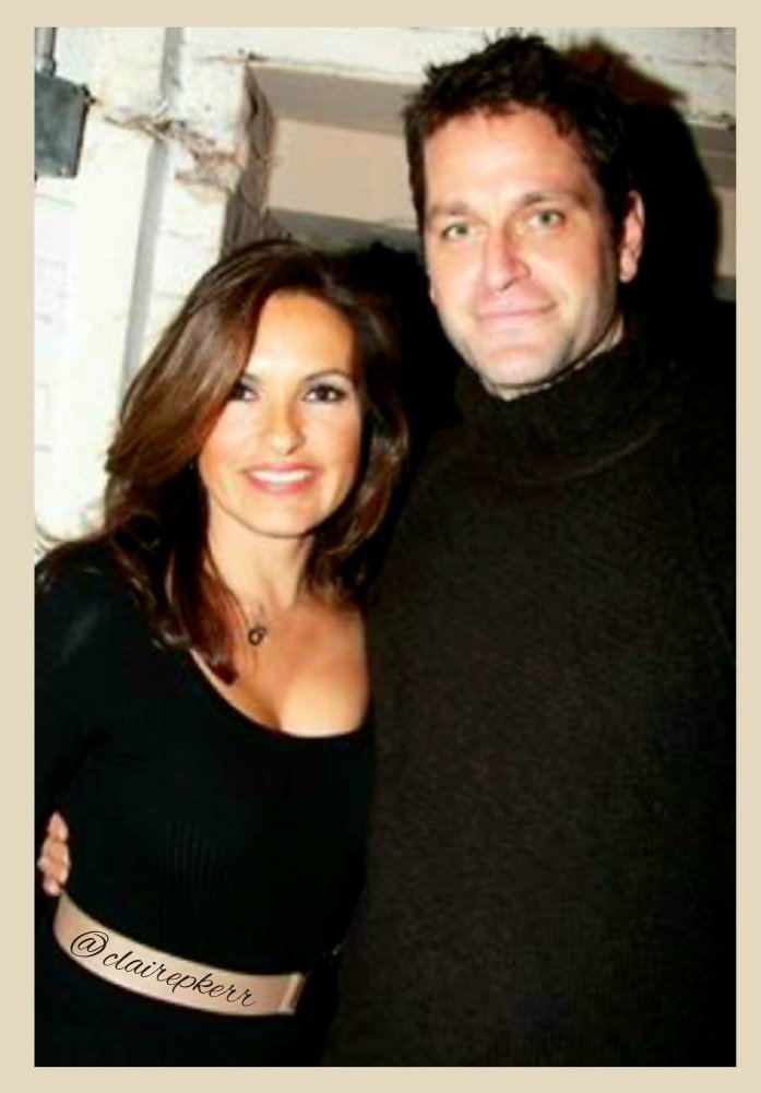 clairekerrbear's tweet photo. #MariskaMonday #MariskaHargitay
#ManCrushMonday #PeterHermann
#Hargiday #Petska #MrMrsH
#OliviaBenson @Mariska
#TrevorLangan @PeterHermann
Happy Monday Everyone ๐ https://t.co/qfuhfTns1Y