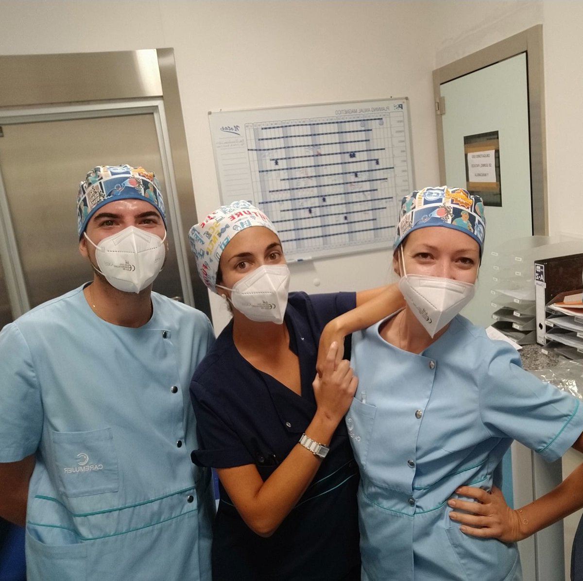 KitazatoIVF's tweet photo. There is nothing more satisfying than visiting the clinics and sharing our tips and tricks with the lab team! Last week we met some #IVFHeroes in the south of Spain. 🔬

📸: @caremujer Sevilla and @IMERfertilidad Sevilla

#kitazato #vitrification #ivf #vitrificationworkshop https://t.co/WrH5lgueNc