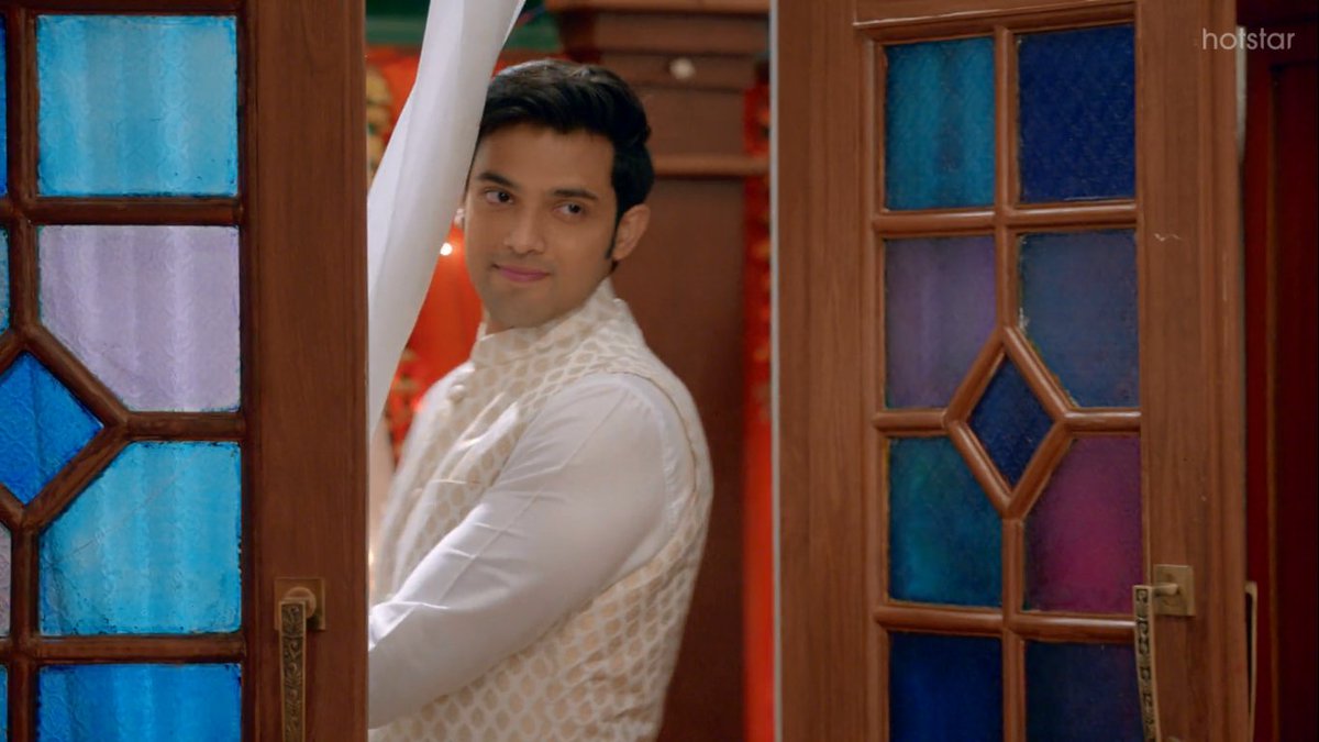  #KasautiiZindagiiKay Scene 14: Mo barges into the room n teases ' I dont blame my son for wanting to be around u coz when my bahu is so beautiful inside n out how can he stay away? Only i was blind for so many yrs n now i cannot wait anymore!  #ParthSamthaan  #AnuragBasu