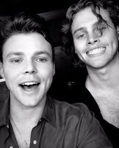 Random Lashton pics that I like                  ~a thread