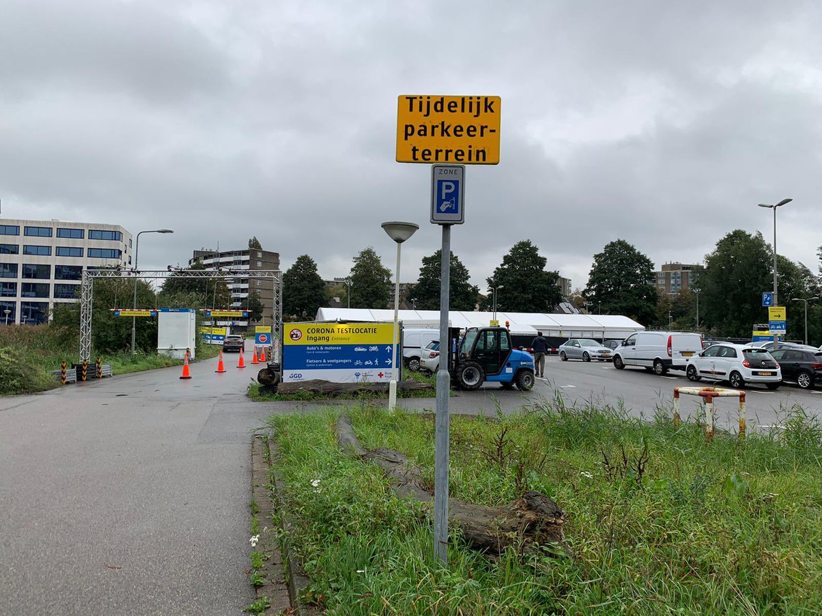 Teststraat in Zoetermeer is open. Om verspreiding van het #coronavirus tegen te gaan is het belangrijk dat je je kan laten testen, liefst zo dichtbij huis als mogelijk. Testen kan alleen bij klachten en op afspraak. T 0800-1202 of coronatesten.nl