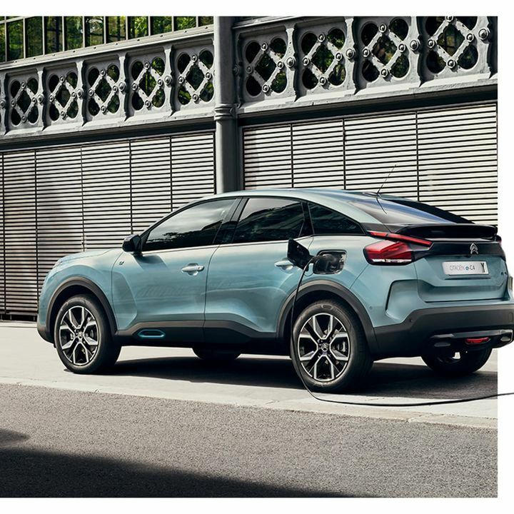 The new Citroen C4 and e-C4 are now available to order at Charters Citroen!  

ift.tt/2Swtib2

#newcitroenc4 #citroenelectric #electriccar #future