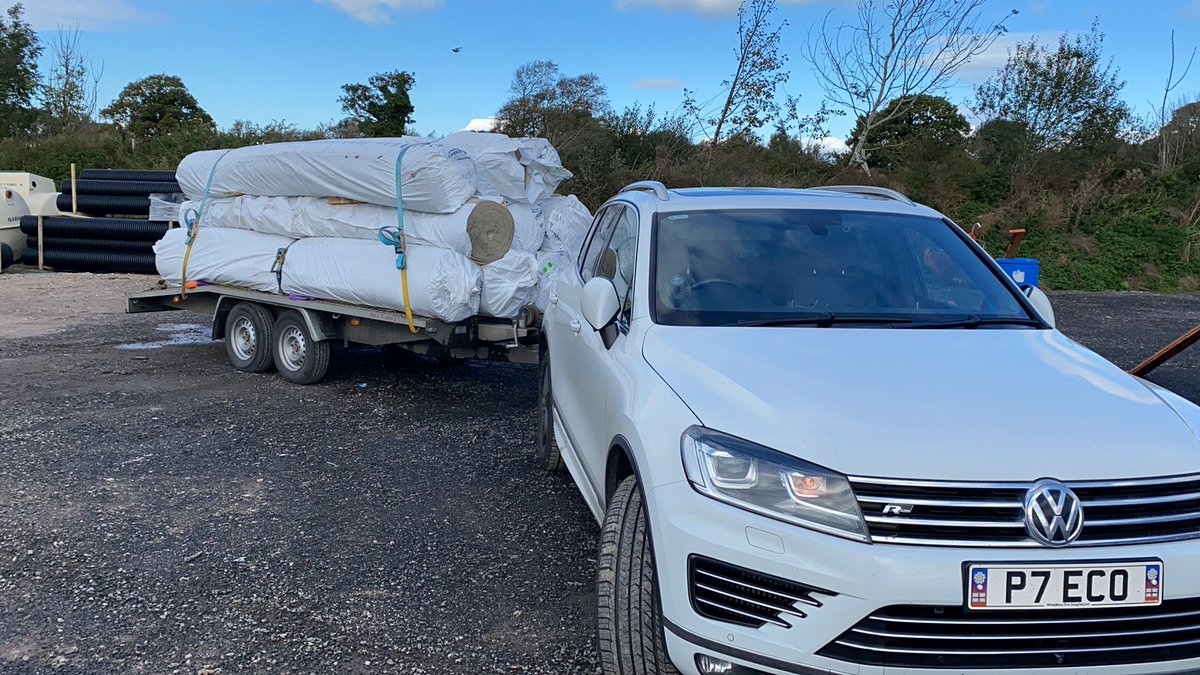 BunkerMat_com's tweet photo. A further 1000m2 of #BunkerMatGen2 loaded ready for an early delivery to Andrew @gogmagog_golf on Wednesday. #10yearguarantee #ShortTermROI #Drainage #CleanSand #NoContamination https://t.co/WcMlFABdlV