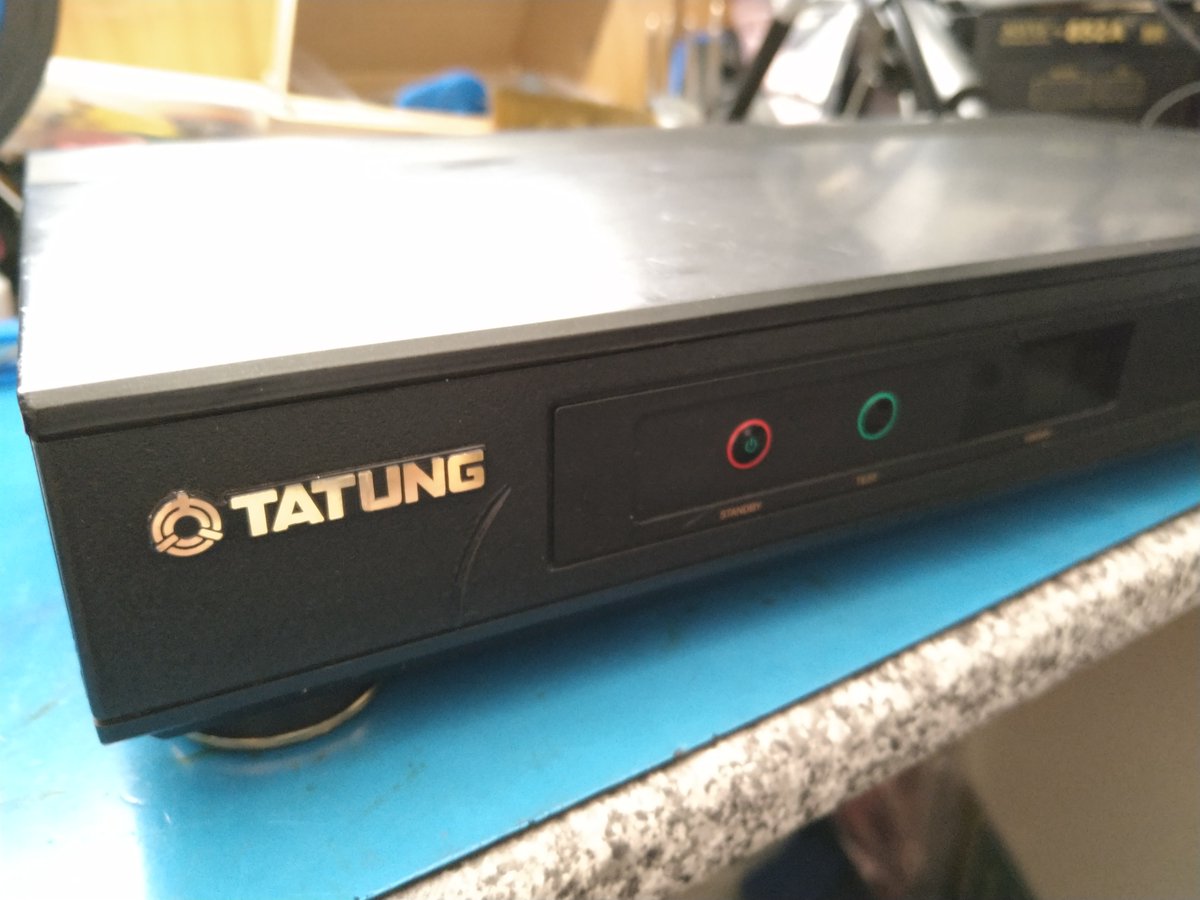philpem's tweet photo. Anyone remember these? #BSB #Squarial #Tatung #HackTV https://t.co/J3gqFzHbrY
