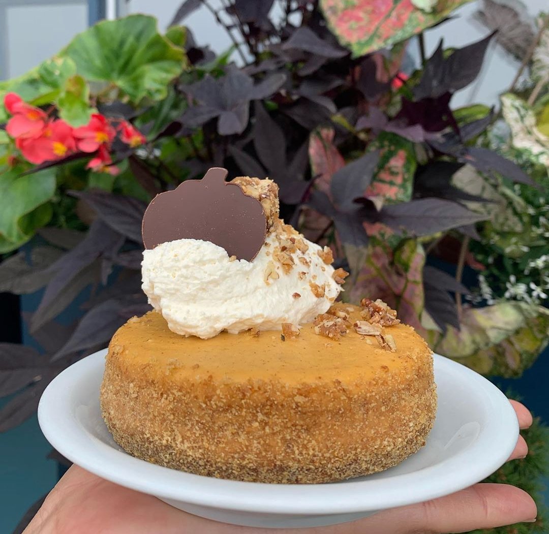 Rhode_Eats's tweet image. 💰💲50 @PasticheRI  GIVEAWAY💰

We've teamed up with ➡️ @WeAreRIUnited  ⬅️ to bring two lucky winners💲25 giftcards to everyone's favorite, @PasticheRI 
♥️💛💚💙💜

Head over to rhodeeats.org to learn more and to enter!