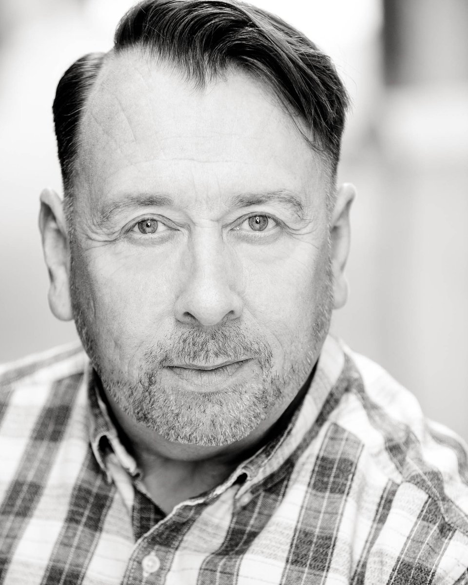 Mrthespianman's tweet image. ACTOR, currently seeking New Representation.

Recently seen on the 2019/2020 UK Tour of 
@aninspector
#seekingrepresentation @SupportBritish
 @tag_actors_life
 
spotlight.com/interactive/cv…