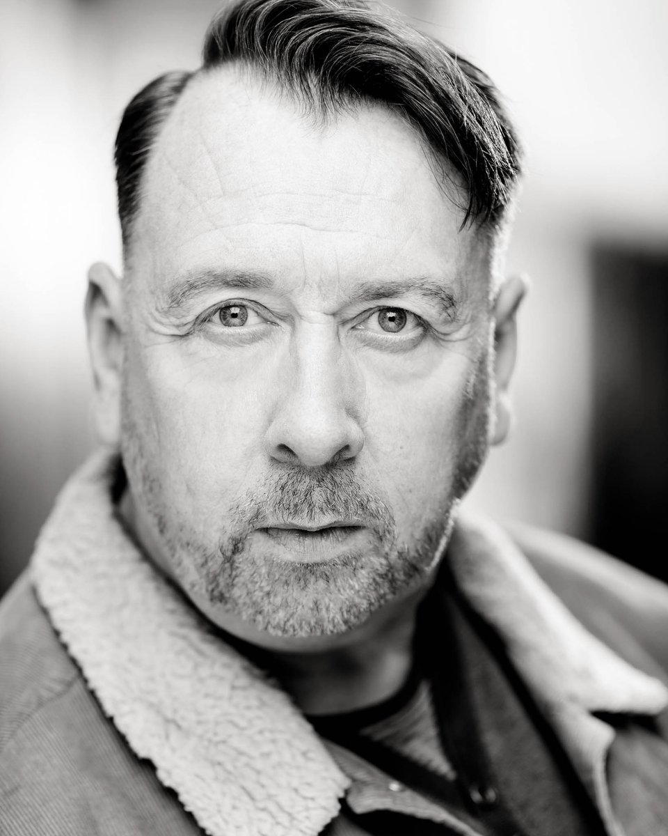 Mrthespianman's tweet image. ACTOR, currently seeking New Representation.

Recently seen on the 2019/2020 UK Tour of 
@aninspector
#seekingrepresentation @SupportBritish
 @tag_actors_life
 
spotlight.com/interactive/cv…