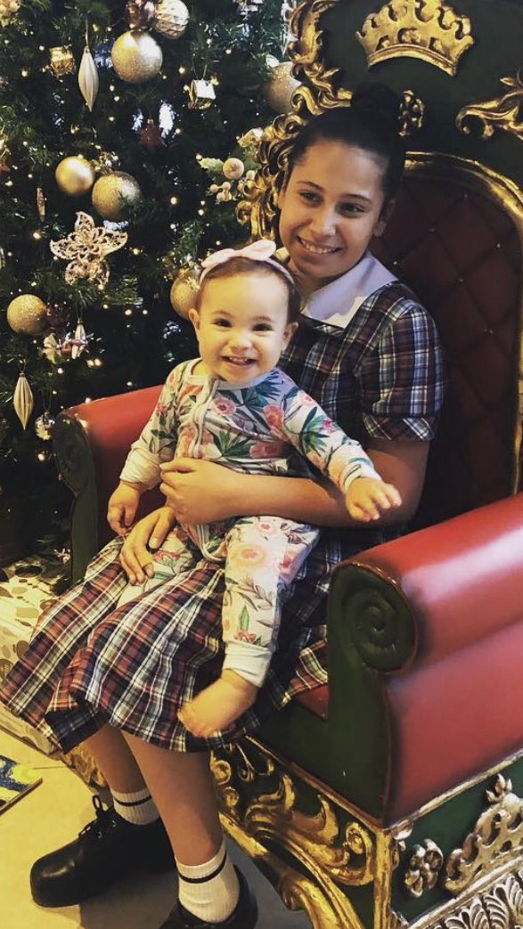 mickeywickey49's tweet photo. 81 days till xmas #excited 😃 https://t.co/4JiEdaNYM2
