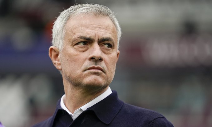End of thread.Likes and retweets appreciated.Some of you will be wondering, "What's the new thing I took from this thread, I already know this."To those people, I'd like to say that I'm GLAD that you do.It means your watching Mourinho's Spurs in the right way.