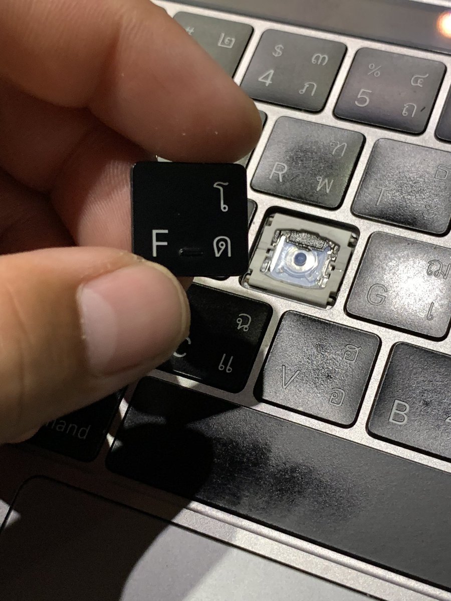 bigdevs's tweet image. Best @Apple’s keyboard ever!! #MacBookPro