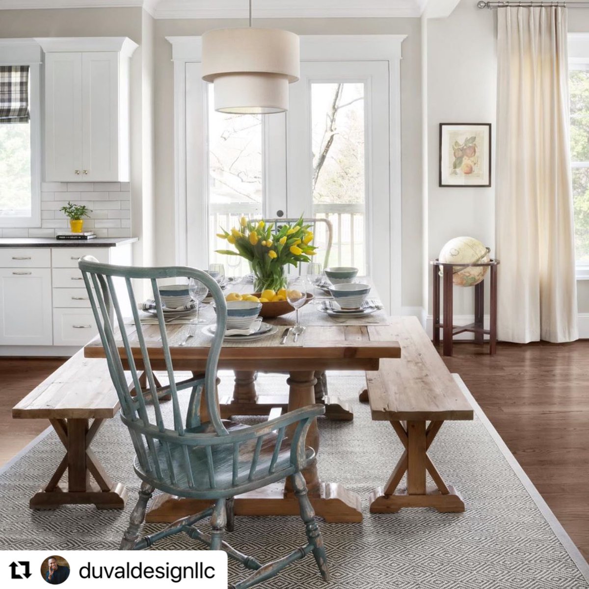 Artcraftlight's tweet photo. #Repost @duvaldesignllc featuring our S&C Merced Street Collection double shade chandelier.
#interiordesigner #homedecor #homedesign #blackdesigner #remodel #renovation #blackinteriordesigner #homeremodel #interiordesigninspiration #designinspo #designbuild #designerlighting https://t.co/a8ip95mkgh