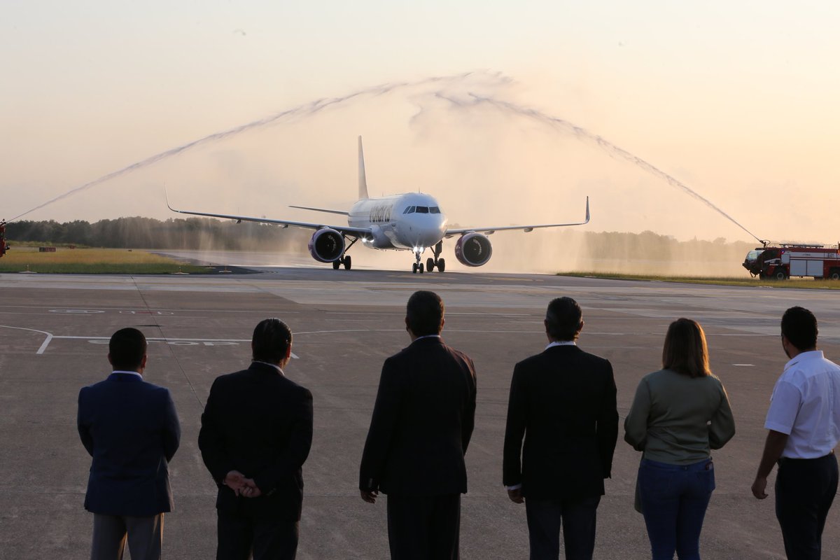 En el Aeropuerto Internacional de #Tampico, celebramos la entrada en operaciones de la empresa @viajavolaris con la Ruta CDMX- Tampico- CDMX; regresa su servicio luego de 5 años de haberlo suspendido. ¡Bienvenidos y gracias por su confianza en #Tamaulipas.