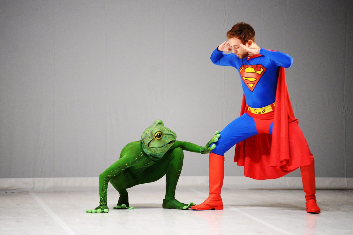 Les 9, 10 et 11 octobre prochains, le Festival La Grande Echelle et sa horde de jeunes compagnies inspirantes investissent  @laVillette pour notre plus grande joie. 
Infos👇
leparisdeslardons.fr/festival-la-gr…