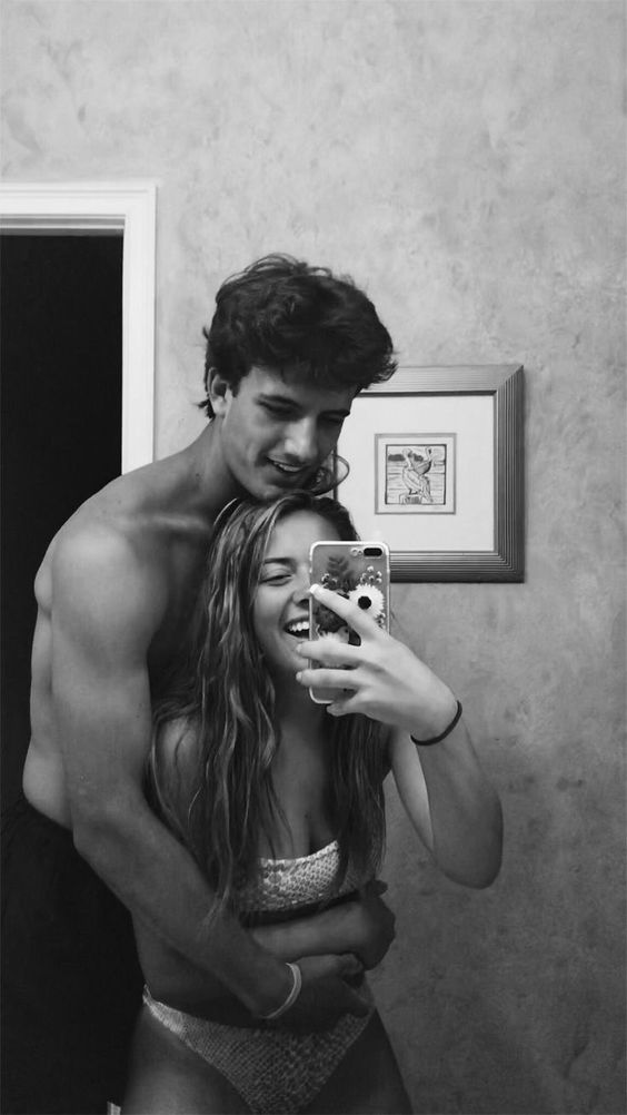 belki birçok şey gizledim gülüşüne unutamam nasıl olur