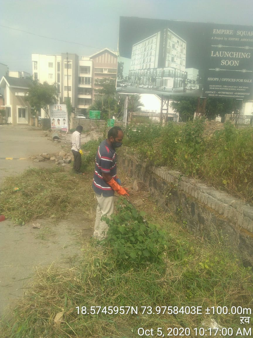 GreenGrovesApa1's tweet photo. Our commitment to #CleanWagholi. The societies on internal BAIF road funds for the staff salary collectively. @IiSolacia https://t.co/yTGS3YSKk8