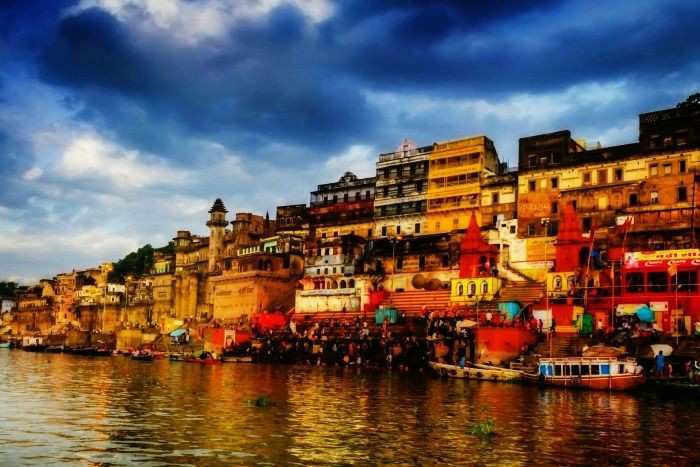  #Thread DASHASHWAMEDHA Ghat This one of the oldest,most important and spectacular Ghat located near Shri Vishwanath temple on the Bank of Maa Ganga in Varanasi .This is considered as the oldest Ghat as Lord Brahma himself had created it to welcome Lord Shiva .