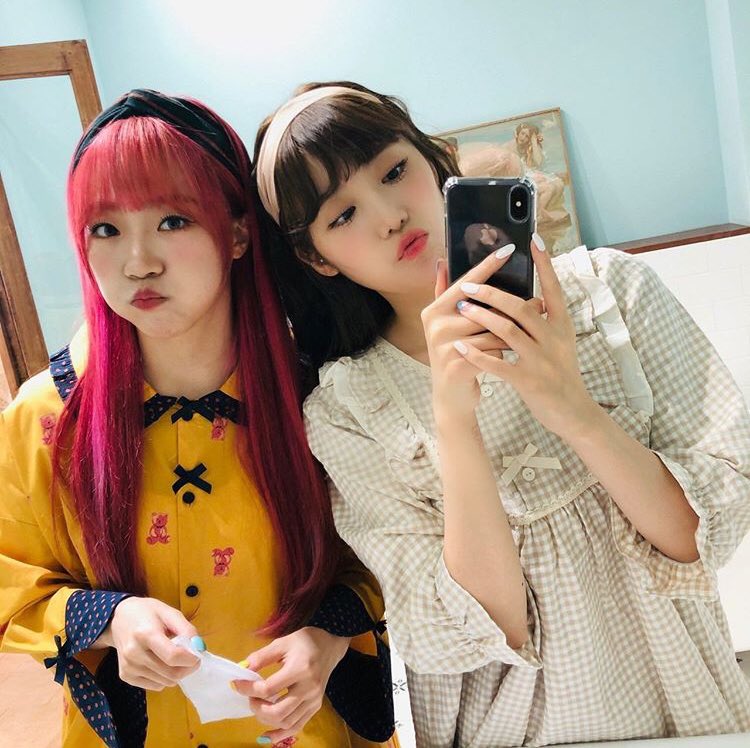 jeewon and ye ah from cignature