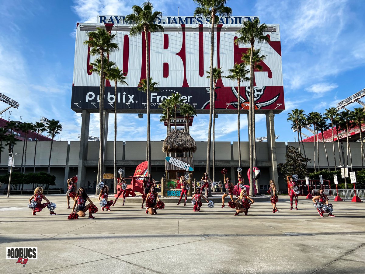 Bucs Cheerleaders tweet media