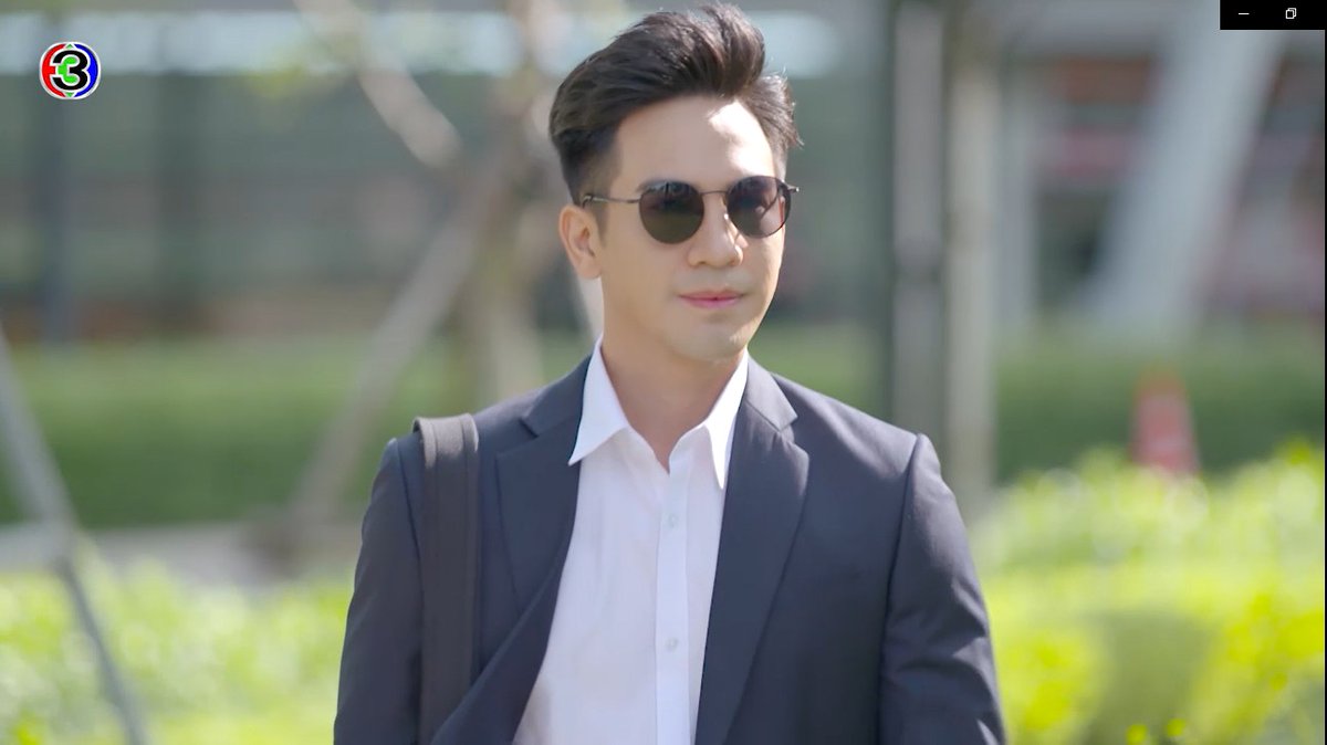Ch3Thailand's tweet photo. เต็มสิบไม่หักค้าบบบ... 😍 พี่คนนี้งานดีย์เนอะ ☺️
#ร้อยเล่ห์มารยาep1

💞 #ร้อยเล่ห์มารยา ทุกวันจันทร์-อังคาร เวลา 20.20-22.20 น. ทาง #ช่อง3กด33 หรือ https://t.co/zFQem4iCqk

#Ch3Thailand https://t.co/j6k93rCK3s