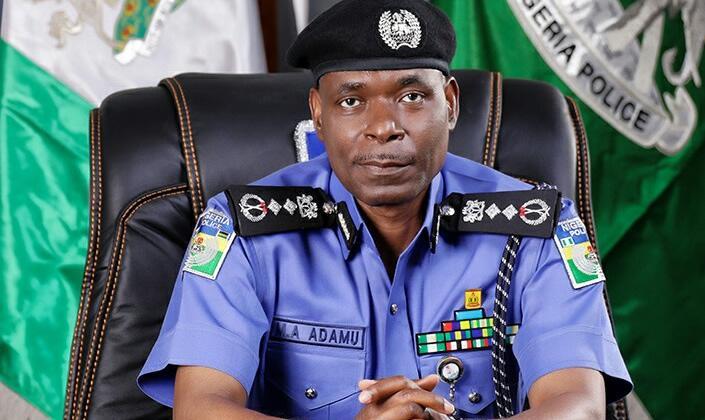 MobilePunch's tweet photo. Policemen who abducted and forced me to pay them N100,000, said they would kill me, nobody would know my whereabouts โ Salesman https://t.co/lyrD7dX57D https://t.co/bR0zBpSKyu
