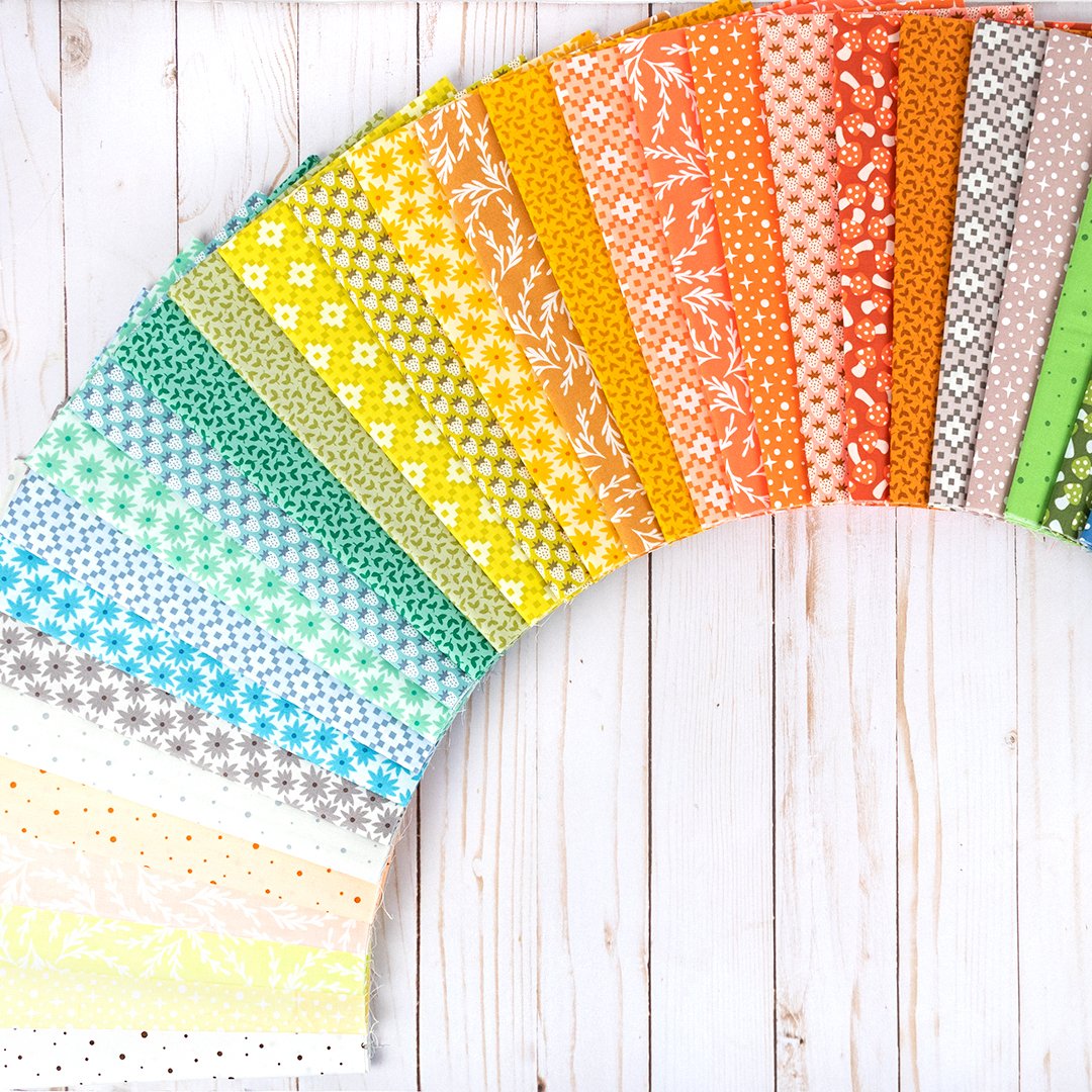 Can you paint outside the lines? This bright new collection is Paintbox by Elizabeth Hartman for Robert Kaufman Fabrics.⁠
⁠
Shop:[ow.ly/Sb3W50BJHlX]