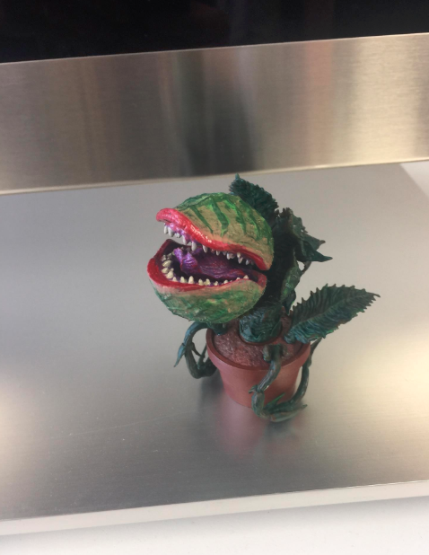 3DGlobalFSD's tweet photo. LOOK AT THIS #PAINT JOB!! @3DFilaPrint are on the next step of their  #3DResin #LittleShopOfHorror  journey and it looks great! 

#cosplay #3dprinting #movie #audrey11 #3dprint #pla #filament #resinprinting #model 

https://t.co/RJzazyp4J3 https://t.co/z98p0y0VTy