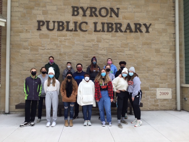 ByronLibrary's tweet photo. Saturday’s carnival was so much fun! Thank you to our wonderful volunteers who ran the games for the 100+ youth that came through. #byronlibrary #byronlibraryteens #byron226 https://t.co/3xhoN3TCxY