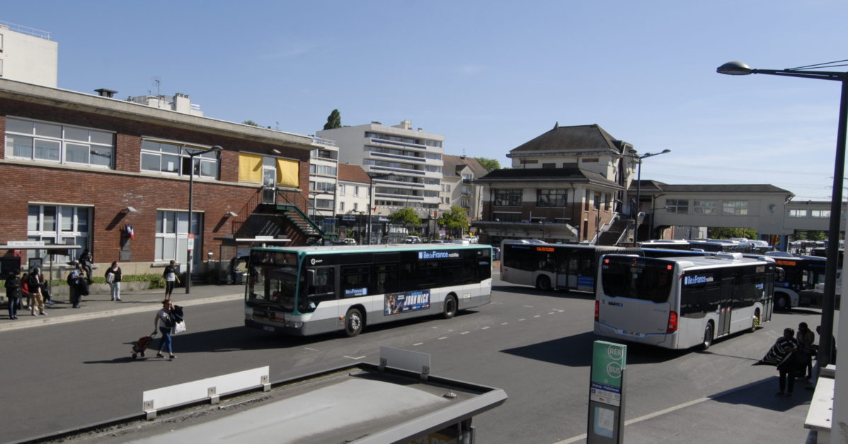 VRTmag's tweet image. IDFM revoit son calendrier d’ouverture à la concurrence des bus Optile dlvr.it/Rhzmlw #mobilité #transport