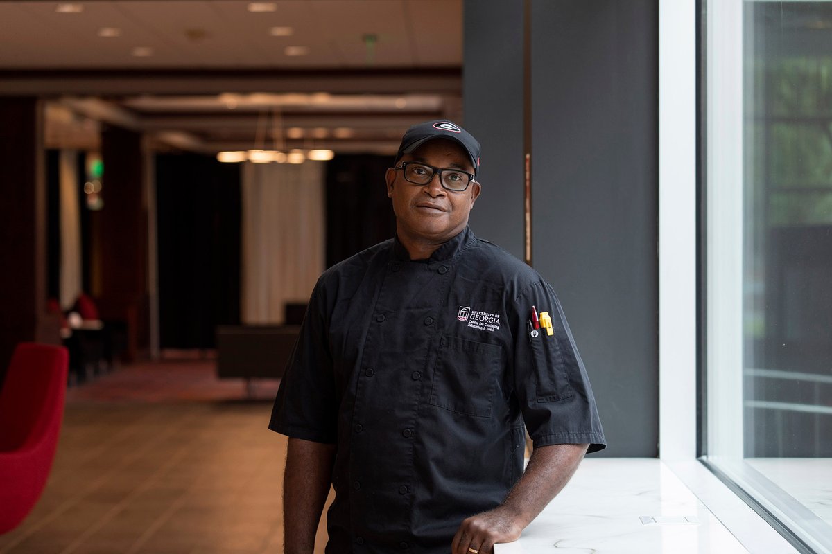 georgiacenter's tweet photo. Meet a member of our Dream Team: Ronald Bernard! He's helping to take care of UGA students in quarantine with his ultimate comfort food: mac &amp; cheese. 

“I take care of those kids like VIPs because right now they are my VIPs. I want them to be happy.” 

https://t.co/DpJO1rl2Rj https://t.co/cGo1JMpJYN