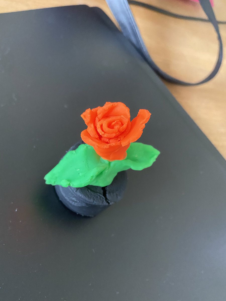 ot_ninabedding's tweet image. Today the second years @SunderlandOT have been looking at play as an occupation. What are the benefits of play and how do we enable play  #occupationaldisruption #occupationalperformance 
I think they enjoyed playing with Play Doh! 😊