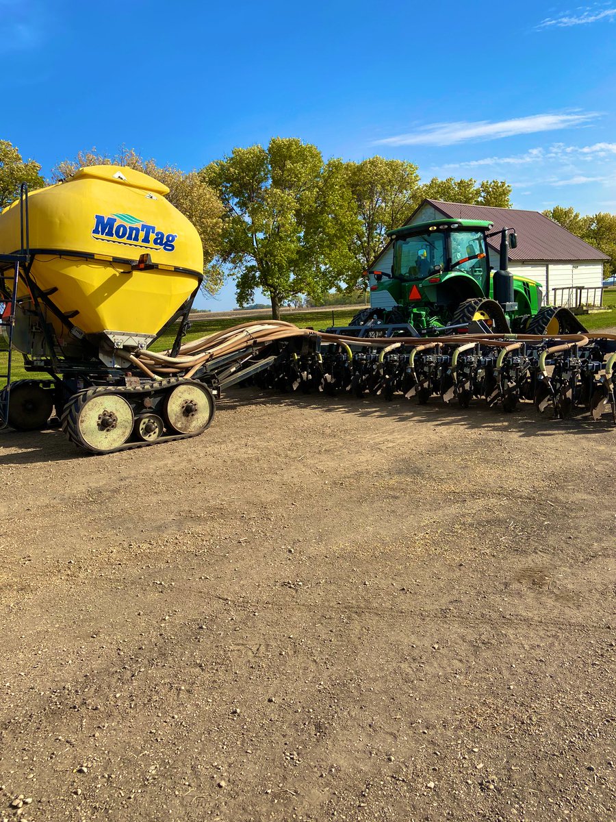 FarmKid01's tweet photo. Tank is on and we’re ready to party. #Striptill20 https://t.co/nYsZvSbsi3
