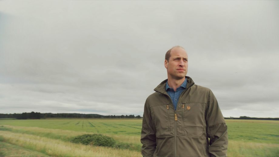 Thoroughly enjoying Prince William on @itv this evening, #aplanetforusall. Wonderful to see Bugingham Palace and to see children planting wildflowers and learning about bees and other pollinators #princewilliam #aplanetforusall #bees #pollinators #wildlife