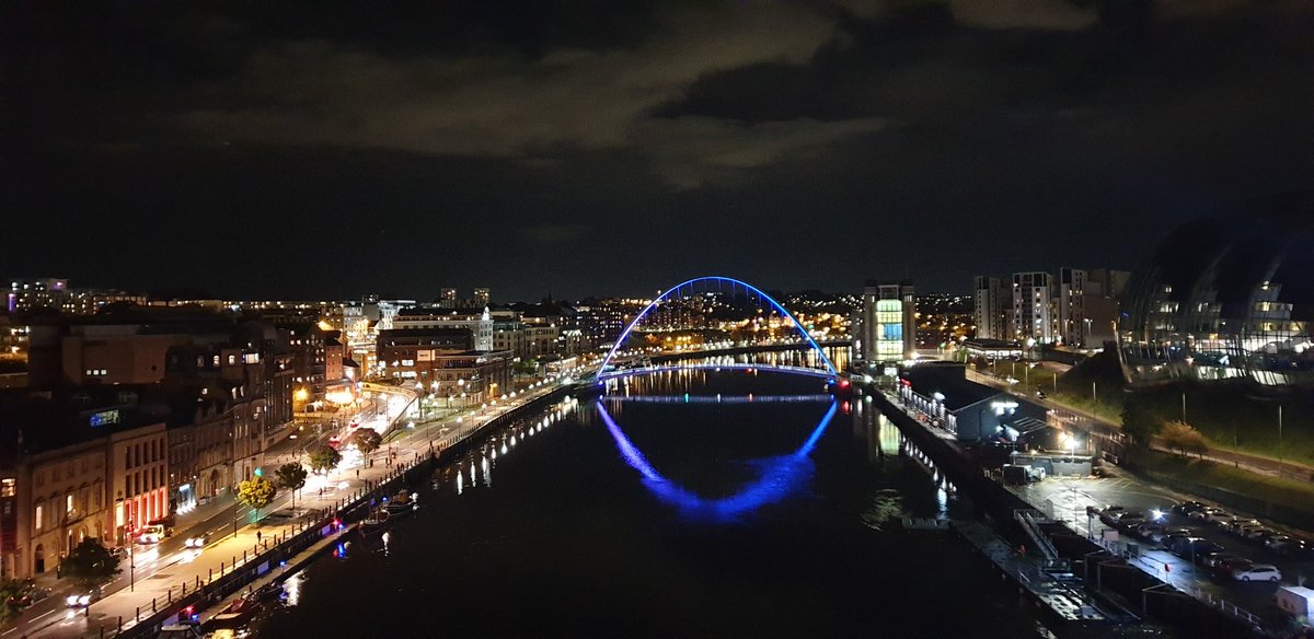 SwarlaBunker's tweet photo. Favourite part of my day, cycling along the Tyne Bridge #newcastle #quayside #tybebridge #milleniumbridge #gateshead https://t.co/OeKyxVIuJK