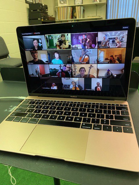 Here’s the inside look of what a zoom chamber orchestra sectional looks like! 🎵💻
• • •
#cranestrings #makeitcrane #craneschoolofmusic #sunypotsdam #potsdamproud