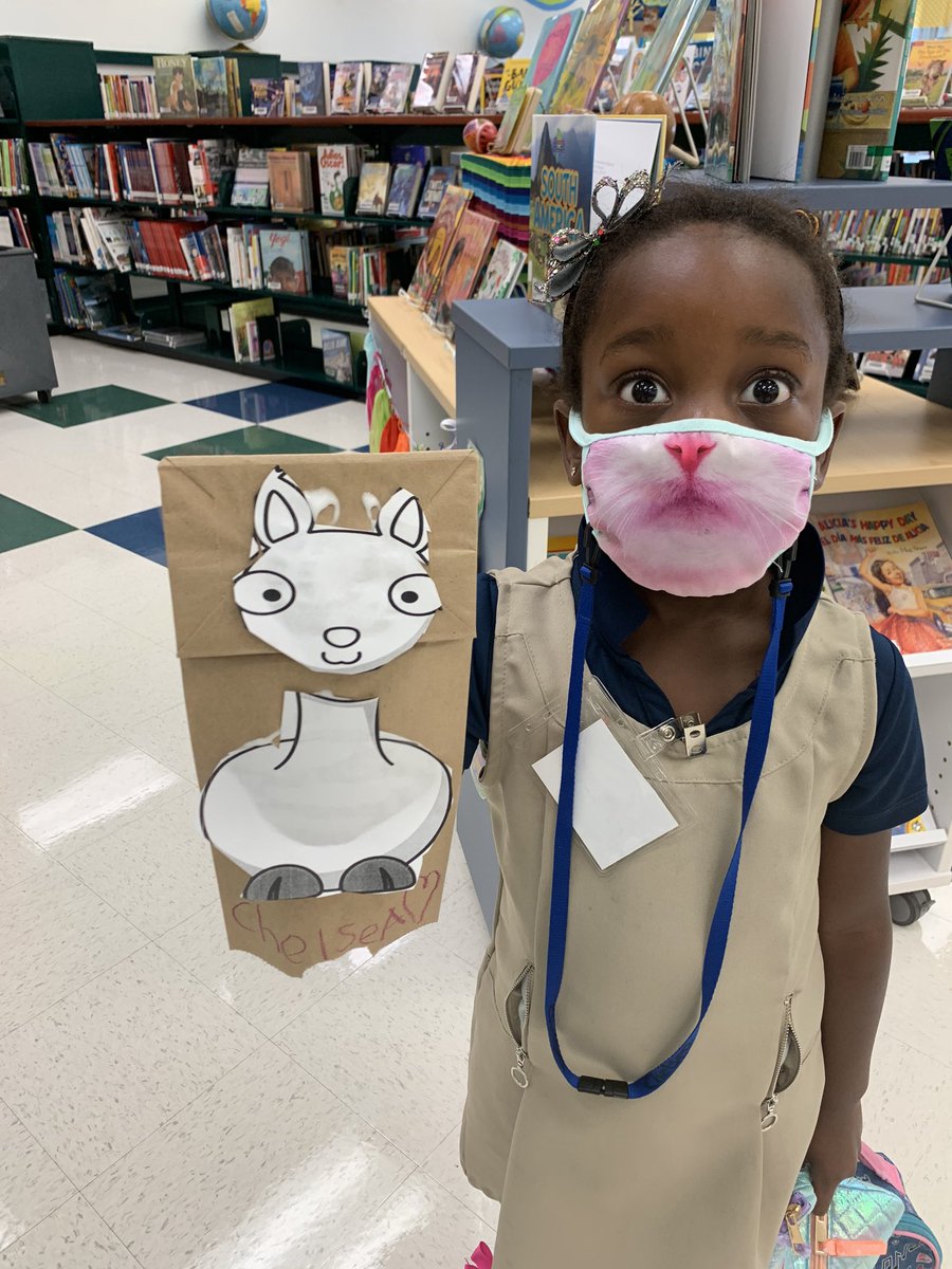 EpsteinCaroline's tweet image. Kindergarten enjoys #llamallama and the Bully Goat by @AnnaDewdney with their own retelling puppets. October is #NationalAntiBully Month @pbcsd @emapbc @BinksForestES @bfesfinearts @LibraryCurrent