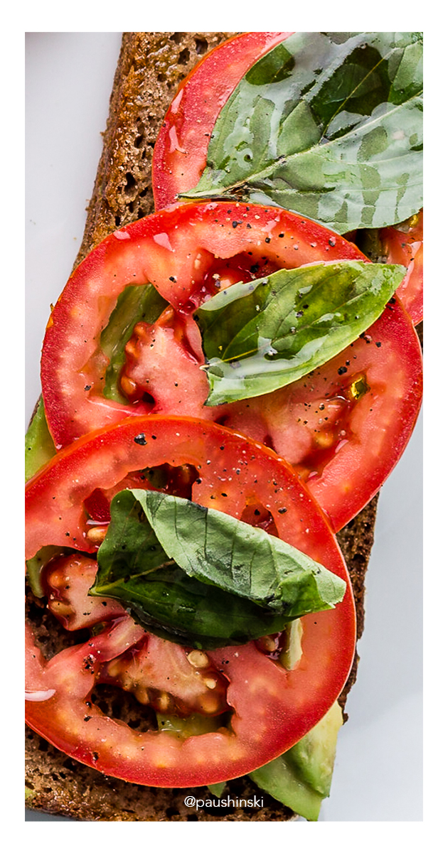 paushinski's tweet photo. Mlikula nini breko? And who took those photos.
.
This is from an Artcaffe set.
Also, AVOCADO IS BAE.
.
Avocado Is Smart. And Smart Is Safe. Just like using your #StanChart #VisaKenya card. Uko tu sawa. Well protected.
Ama namna gani my friends?
.
#SmartIsSafe https://t.co/BqySg2YHci