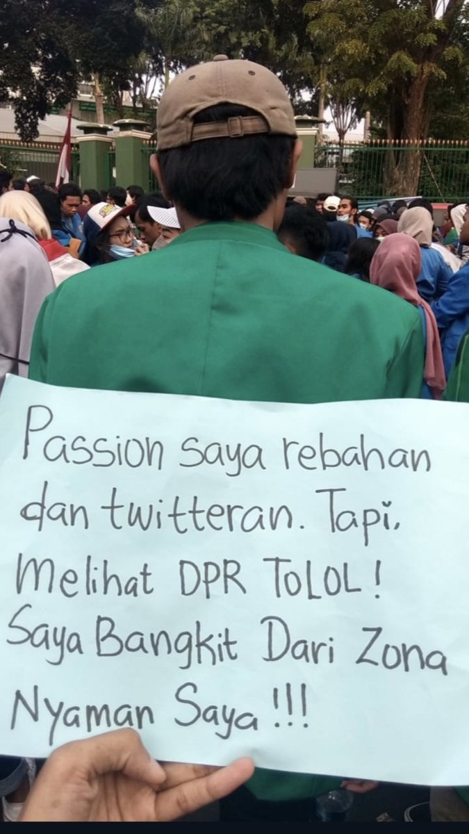 Kalo anak rebahan udah bergerak berarti ini masalah serius. 

Pic : from instagram