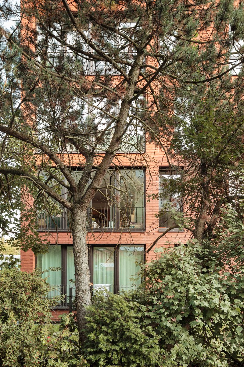 SMAQ_arch's tweet photo. SMAQ was awarded the Lower Saxony State Award for Architecture 2020, entitled this year “Living – future-oriented, climate-friendly!”, for the project “New Living on Alte Döhrener Strasse, Hanover”. https://t.co/uAAduBXRMX