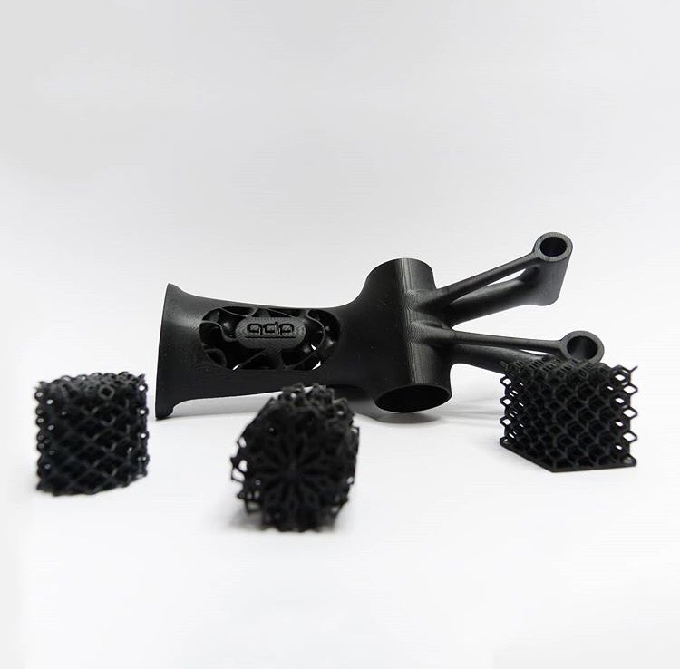 ZERO_DfAM's tweet photo. #DesignForAdditiveManufacturing
Un'opportuna progettazione e il giusto posizionamento in macchina permettono di minimizzare le strutture di supporto, riducendo i costi e risparmiando tempo e materiale. #strutturelattice #biomimicry #AdditiveManufacturing #implicitmodelling https://t.co/f7kDhBrJlk