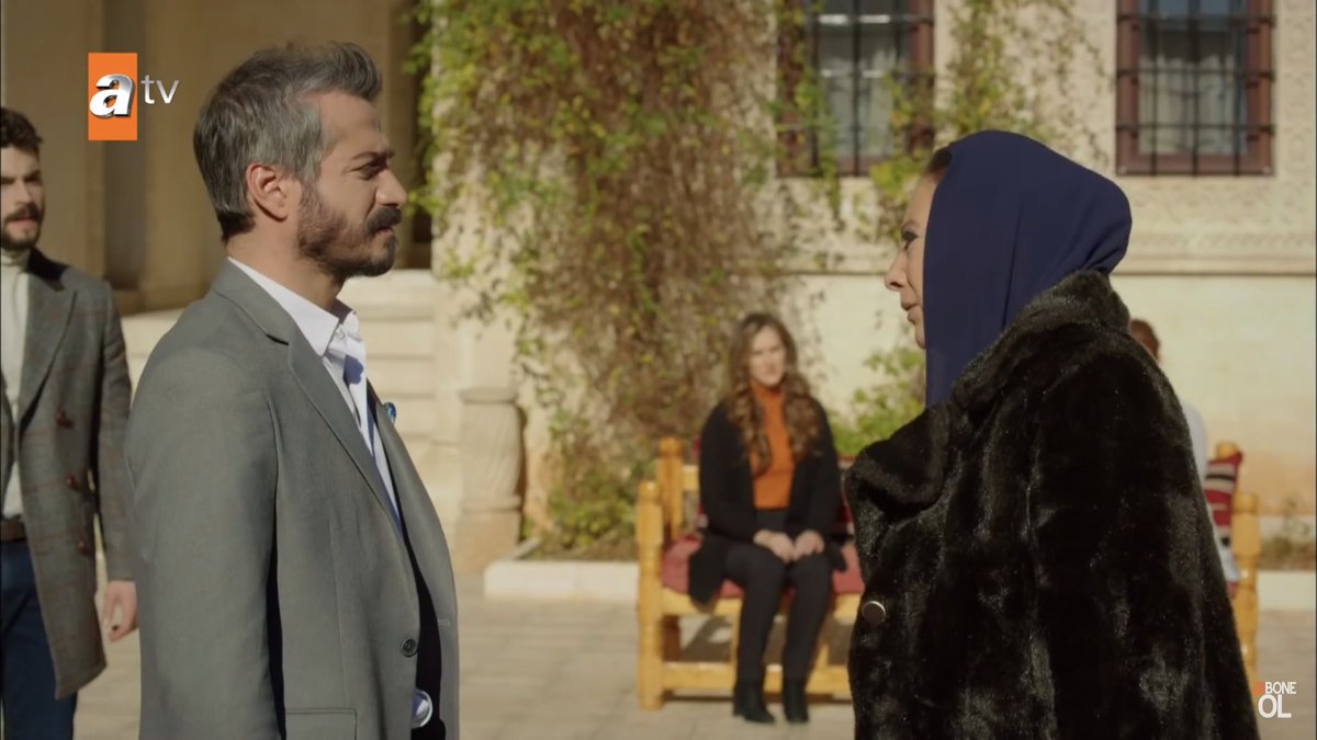 6-He boldly stood in front of Azize , when he started to suspect her actions & felt that she was behaving wrong ( cannot wait to see more of this side of him in the next episodes!) +  #Hercai  #Firat  #CahitGök