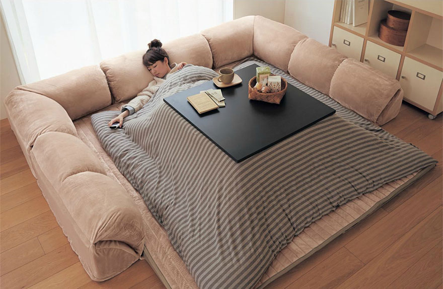 NipahDUBS's tweet image. This is amazing. I need one now. I vow to have a kotatsu couch one day.